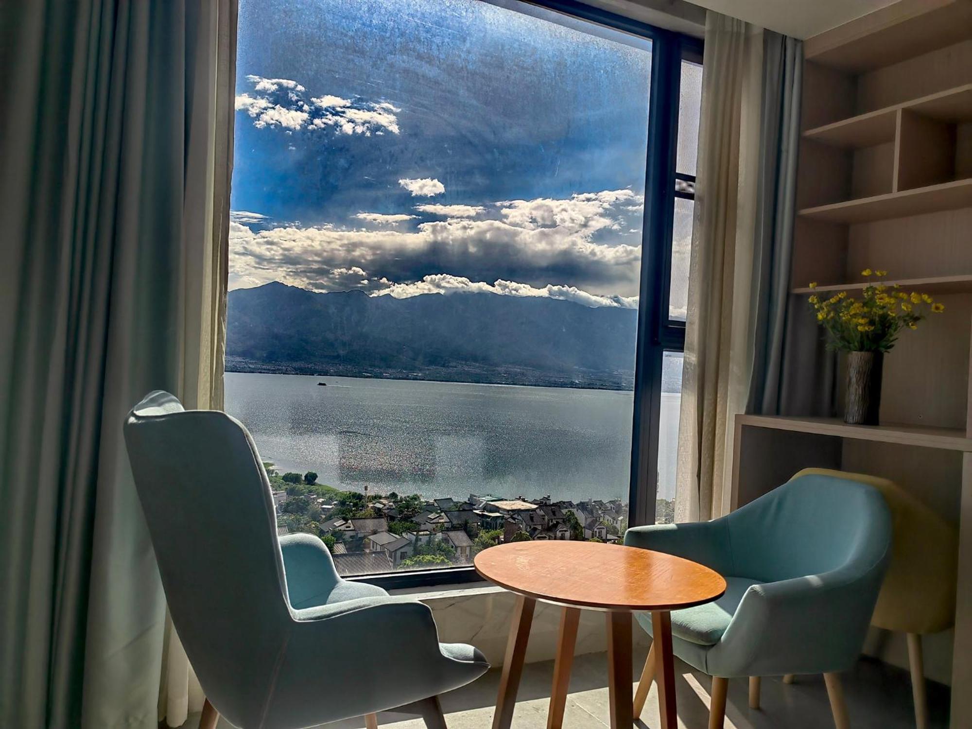 Dali Listening Sea View Villa大理听城海景别墅 Екстер'єр фото